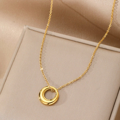 Timeless Circle Neckpiece