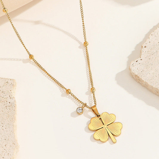 Clover Charm Pendant – Gold-Plated Stainless Steel, Anti-Tarnish