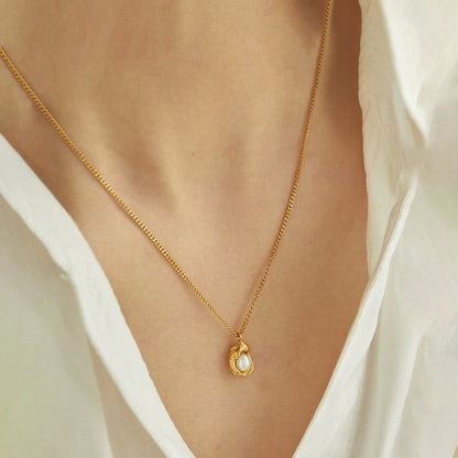 Gold-Plated Stainless Steel Pearl Pendant – Anti-Tarnish Contemporary Design
